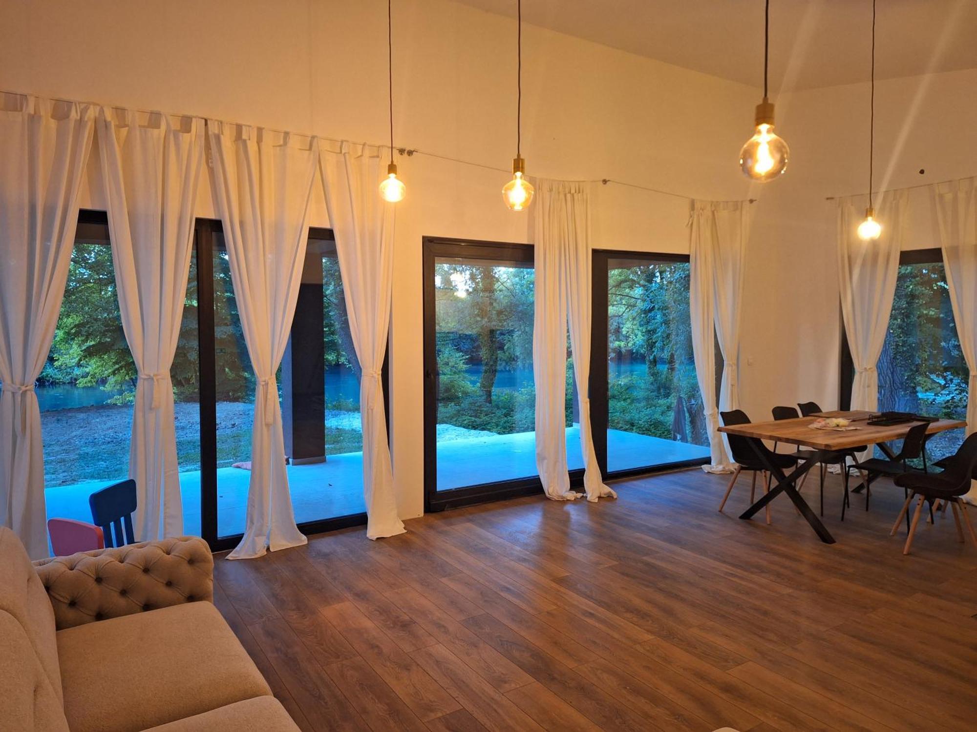 Farah Superior Apartments Bihać Стая снимка