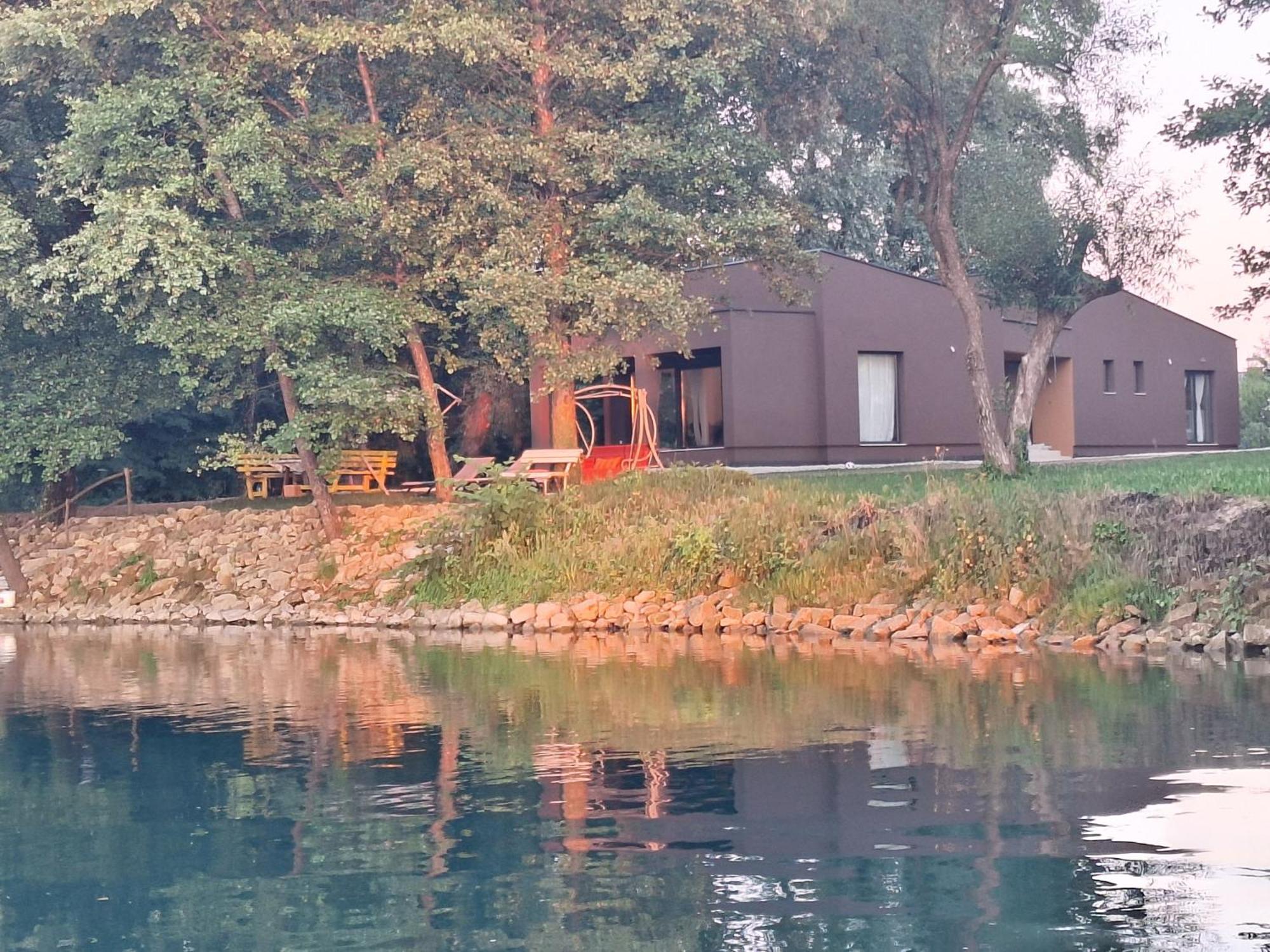 Farah Superior Apartments Bihać Екстериор снимка
