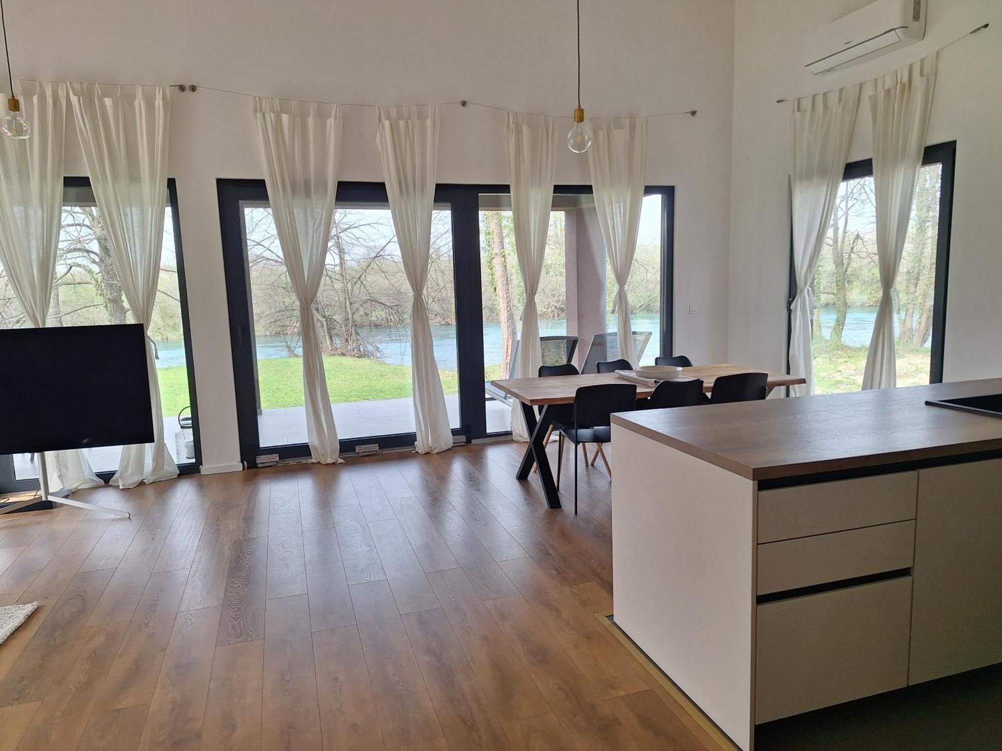 Farah Superior Apartments Bihać Стая снимка